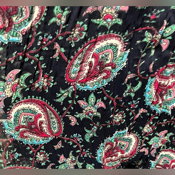 Navy and Pink Paisley Accent Spaghetti Strap, Floor Length Maxi Dress. - Picture 4 of 5